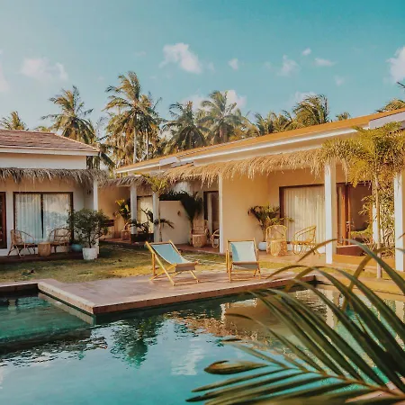 Hotel Xanadu Surf & Yoga